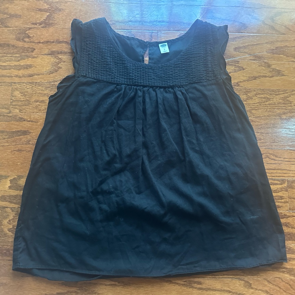 Old Navy Black Sleeveless Top Size L
